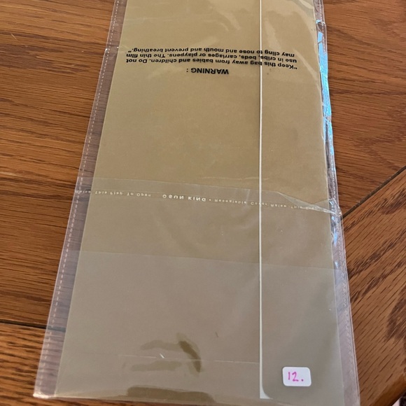 New card with beautiful handkerchief - Picture 2 of 5